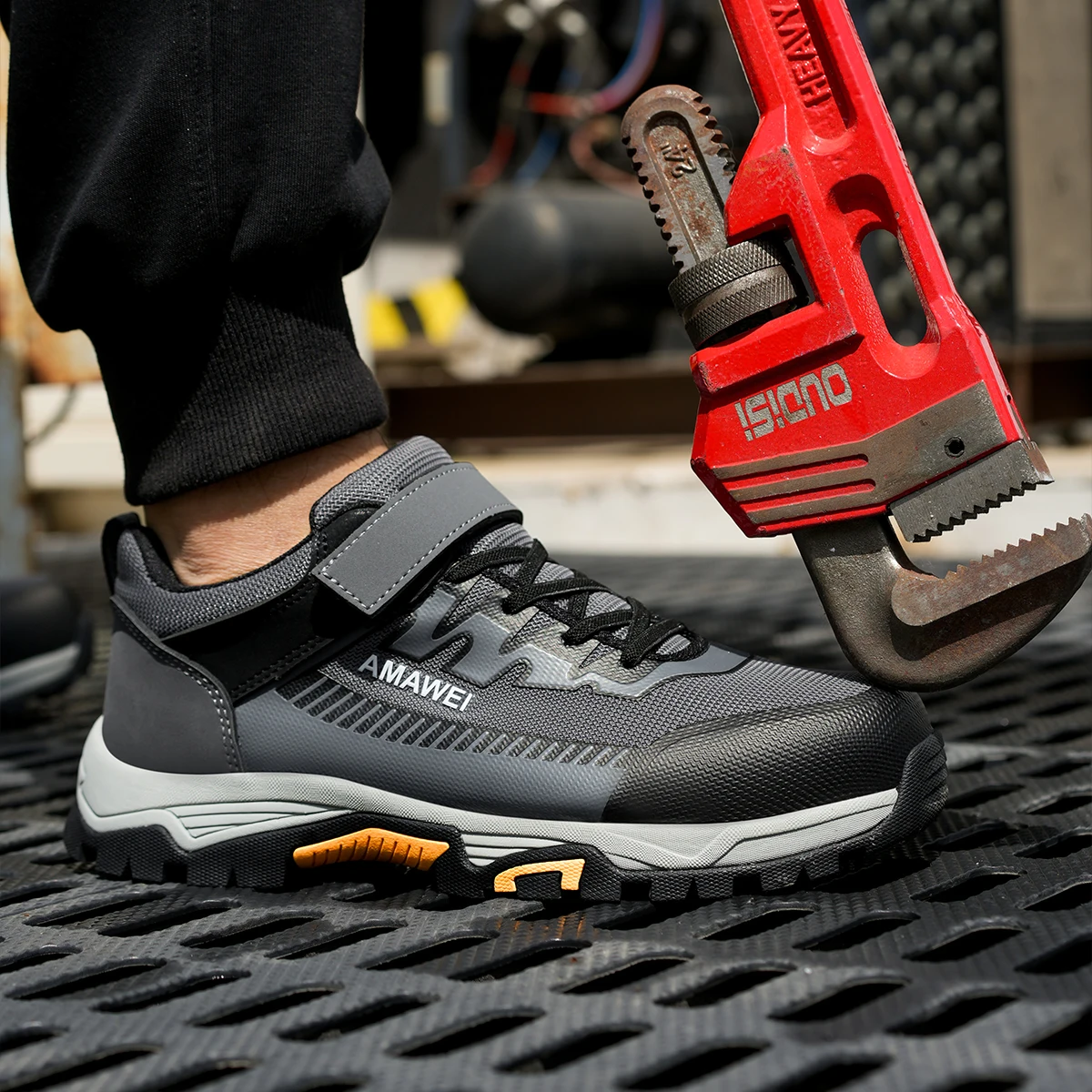 Men’s work shoes with steel toe cap, breathable and shock-resistant, lightweight, indestructible safety shoes Warehouse