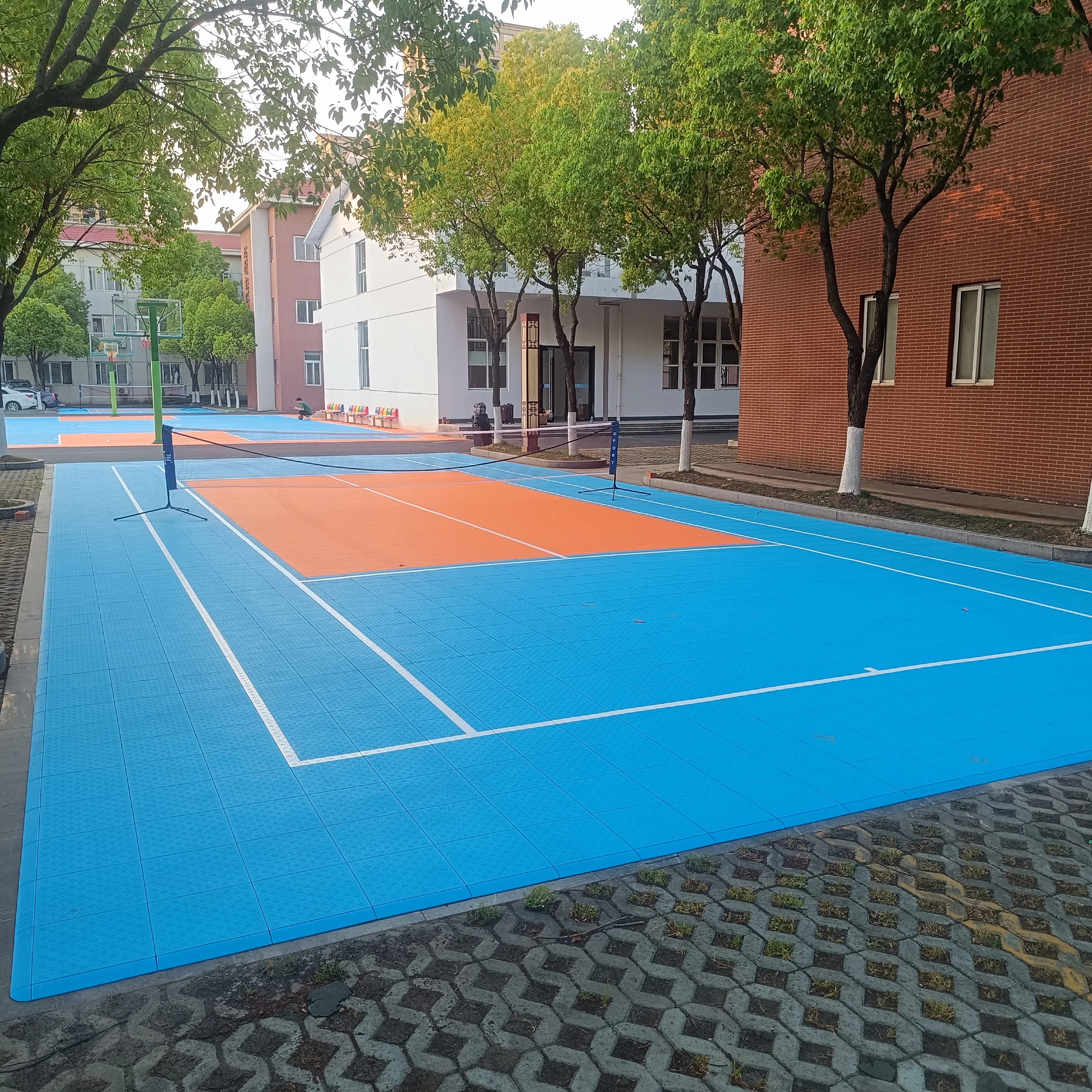 Backyard Half Basketball Court PVC Interlock Anti-Slip Multi-sport Court Vinyl Flooring Custom Size Logo