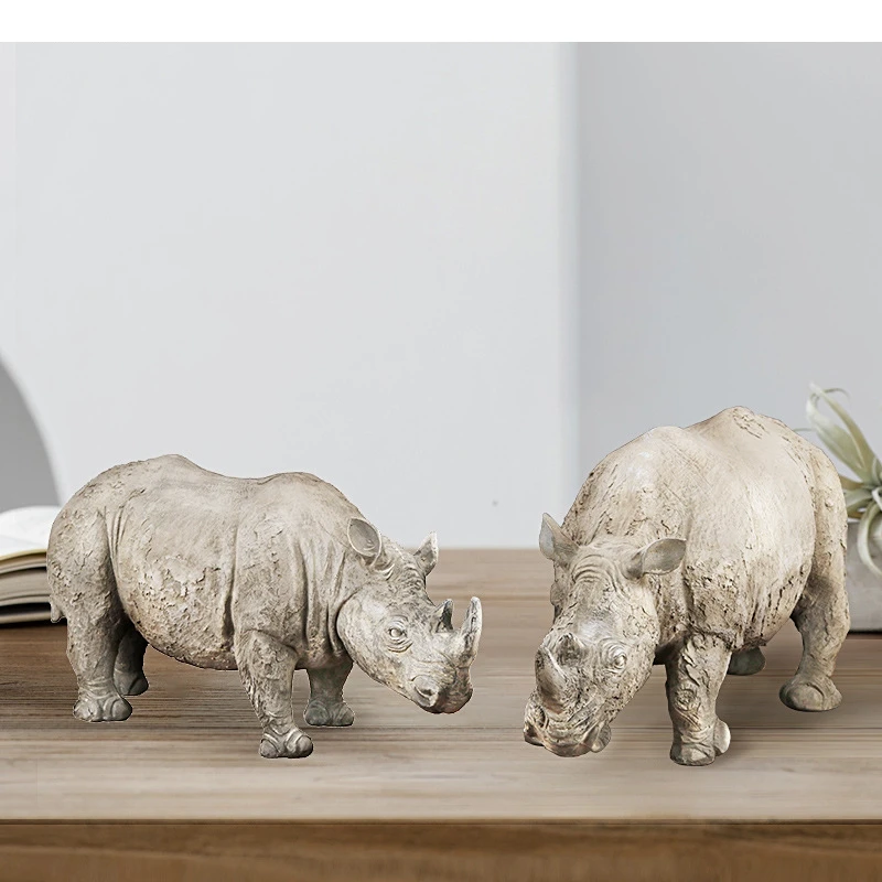 Simulierte Nashorn-Statue als Schreibtischdekoration, Moderne Nashorn-Ornamente, Kreative Tier-Harz-Skulptur für Ästhetische Raumgestaltung