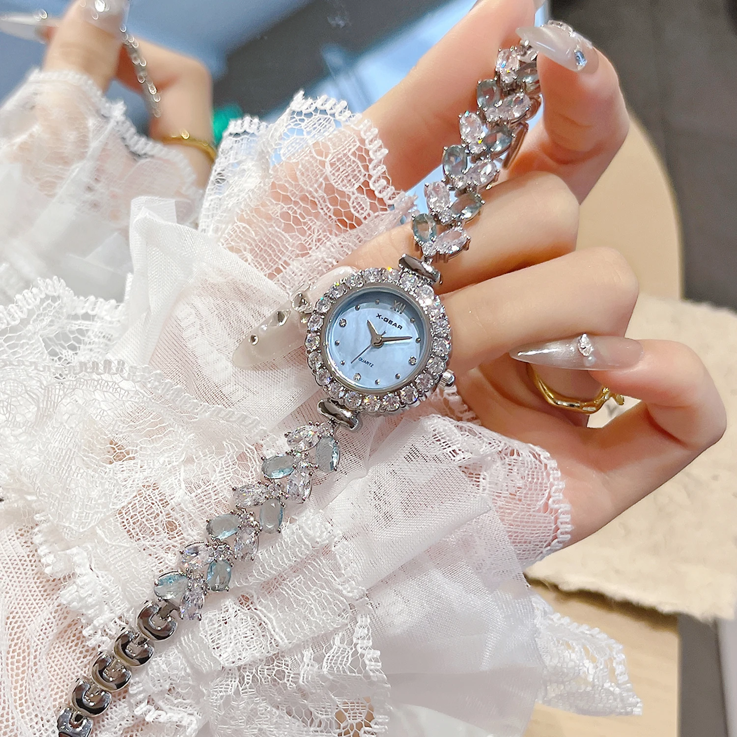 ساعة X-GEAR Premium كوارتز ستانلس ستيل مقاومة للماء للأولاد والبنات - ساعة يد للطلاب، هدية عيد ميلاد