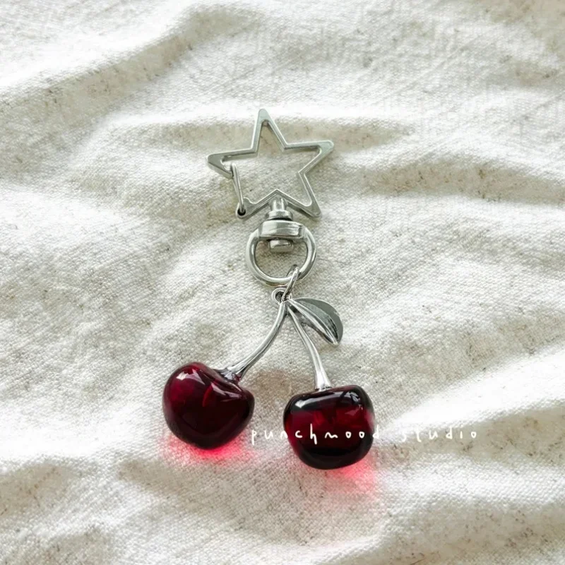 Fashionable and Creative Fruit Cherry Keychain Y2K Cute Cherry Keychain Bag Hanging Decoration