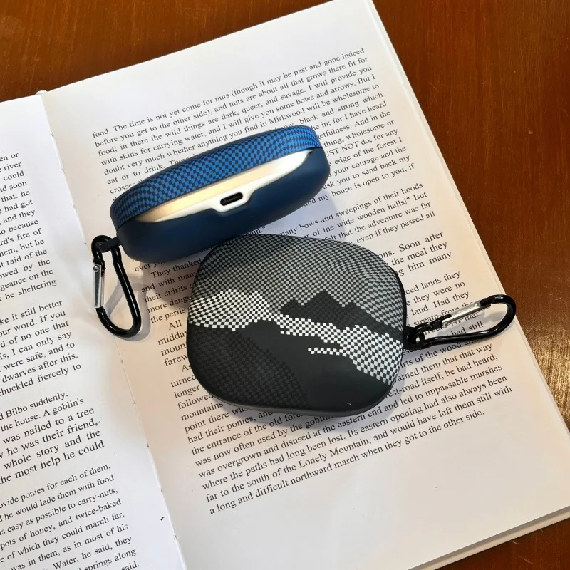 Urocze silikonowe etui z kreskówkowym motywem do słuchawek Shokz OpenFit Pro z zaczepem na ucho, odporne na upadki i wstrząsy, matowe etui ochronne ze smyczą. — zdjęcie produktu 2