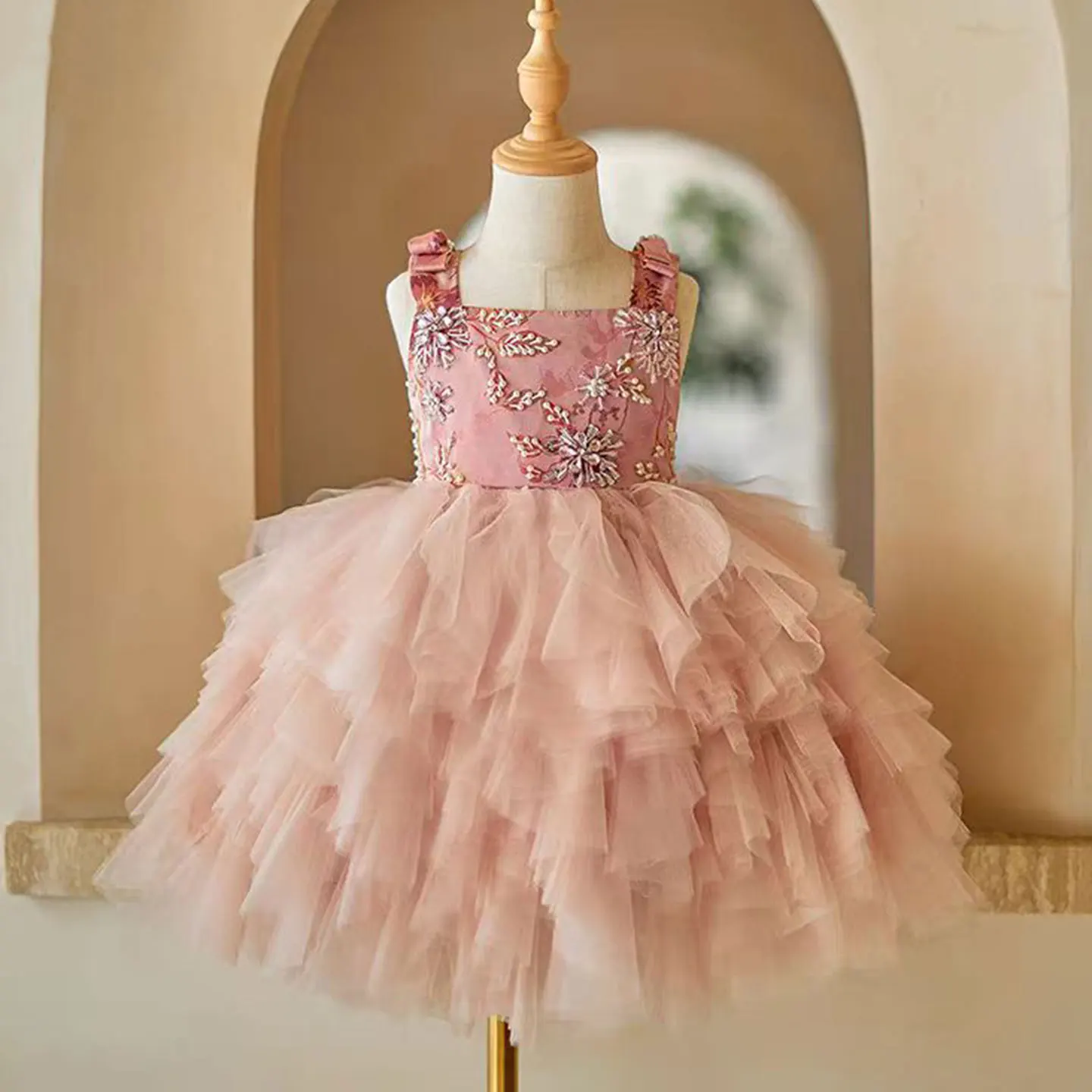 Dreamy Vow Charming Baby Girl Dress Sleeveless Embroidered for Kids 1st Toddler Party Spring Summer Knee Length Ball Gown J722