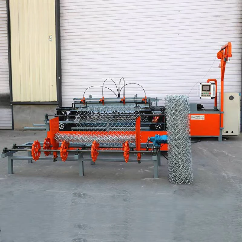 Picture 5: Fully Automatic Gate Diamond Making Chain Link Fence Machine