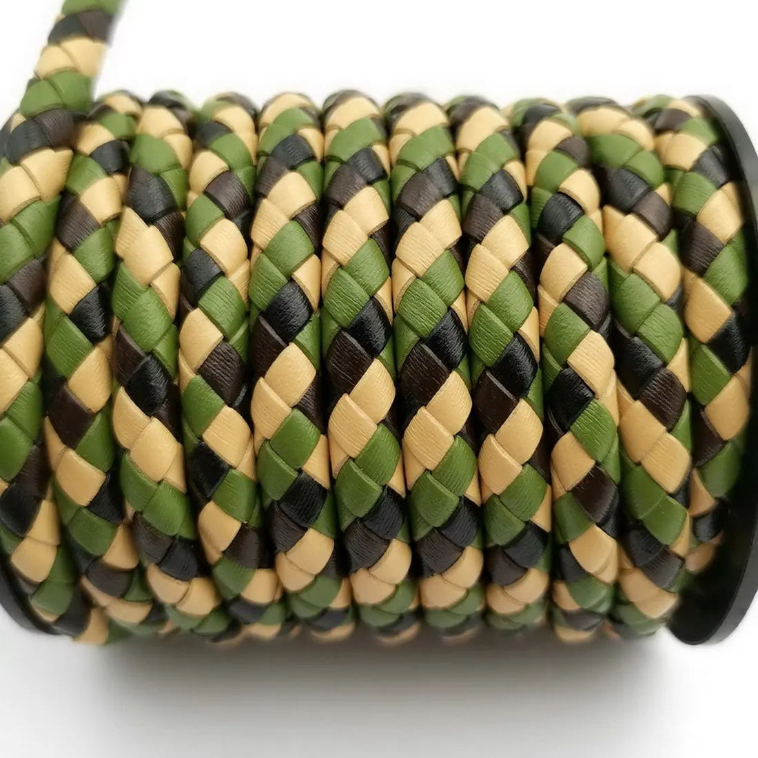 Top Quality 6.0mm Round Real Leather Strap Braided Bolo Cord for Jewelry Making Camouflaged Green