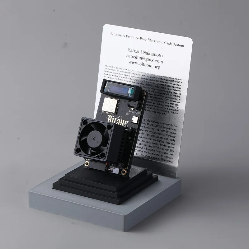 Bitaxe Gamma 601 computing power 1.2TH/s power consumption 18W open-source bitcoin miner, equipped with power supply