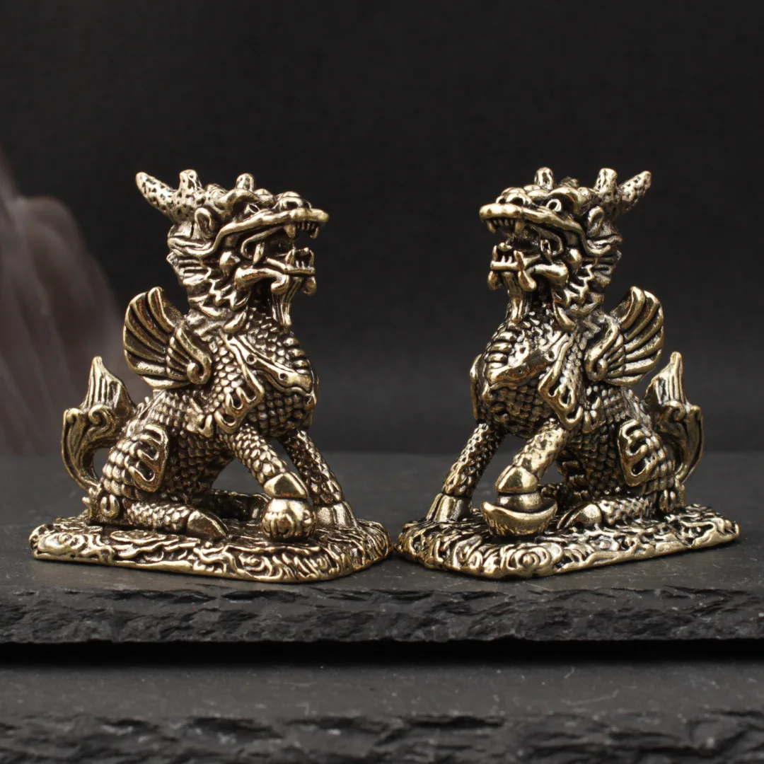 1/2pcs unicorn ornament, a pair of brass unicorns step on the gossip fortune unicorn.