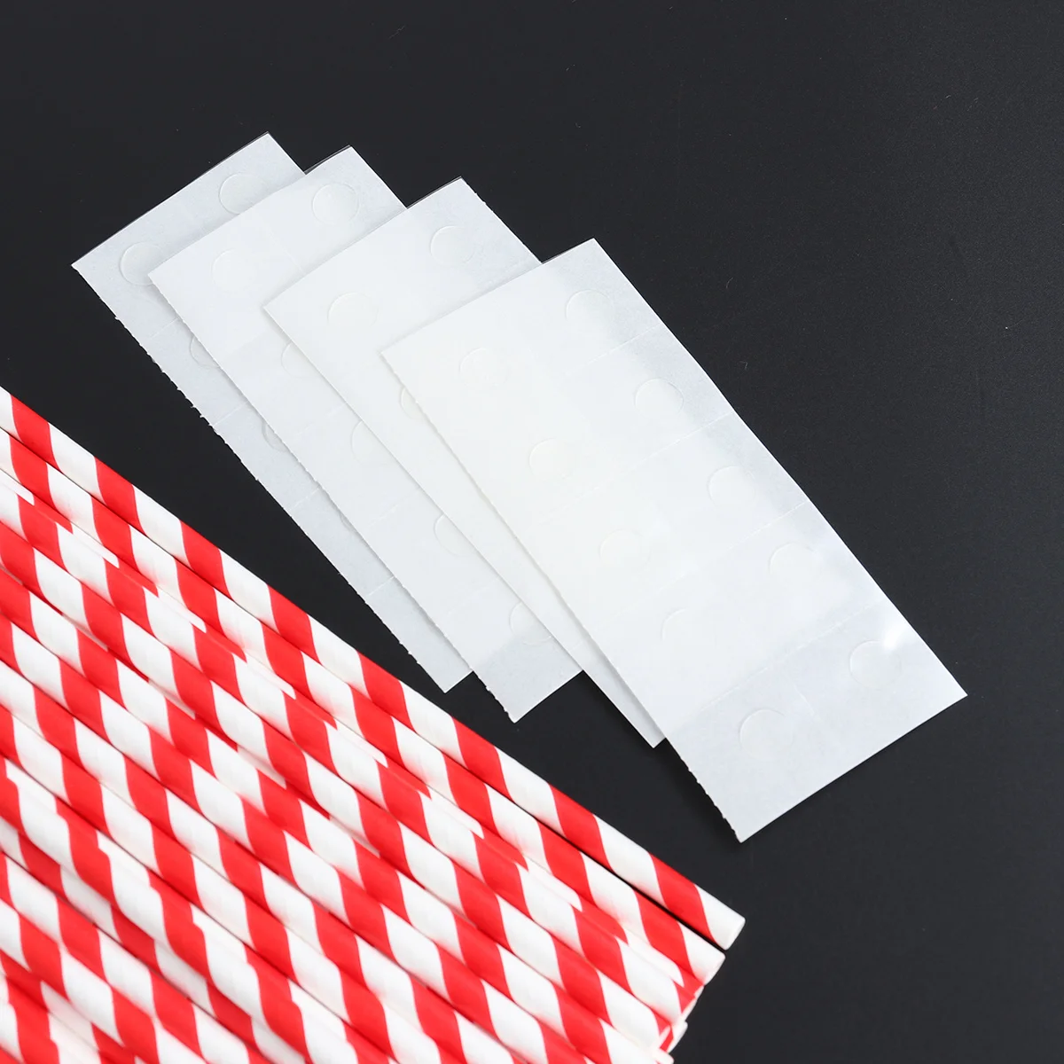 

40Pcs Heart Paper Straws Mini Heart Cocktail Straws Decorative Drinking Party Supplies for Wedding Festive Banquet