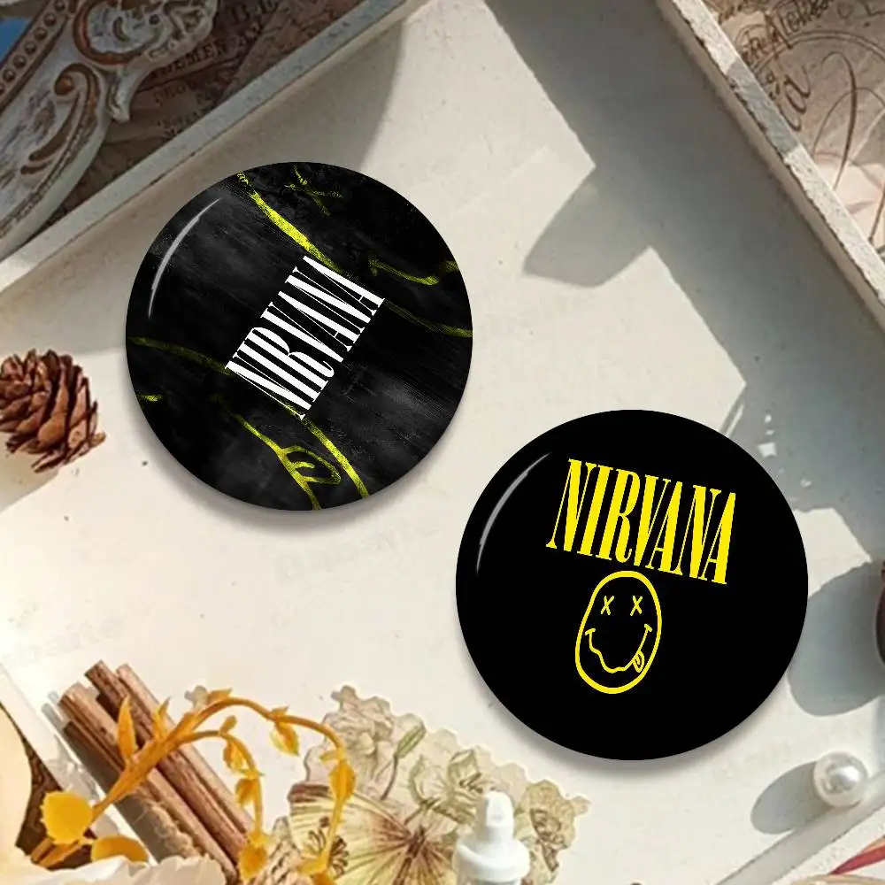 N-Nirvana Anime Creative Tinplate Soft Button Pins Animal Icon Brooch Lapel Backpack Badge Accessories Pin