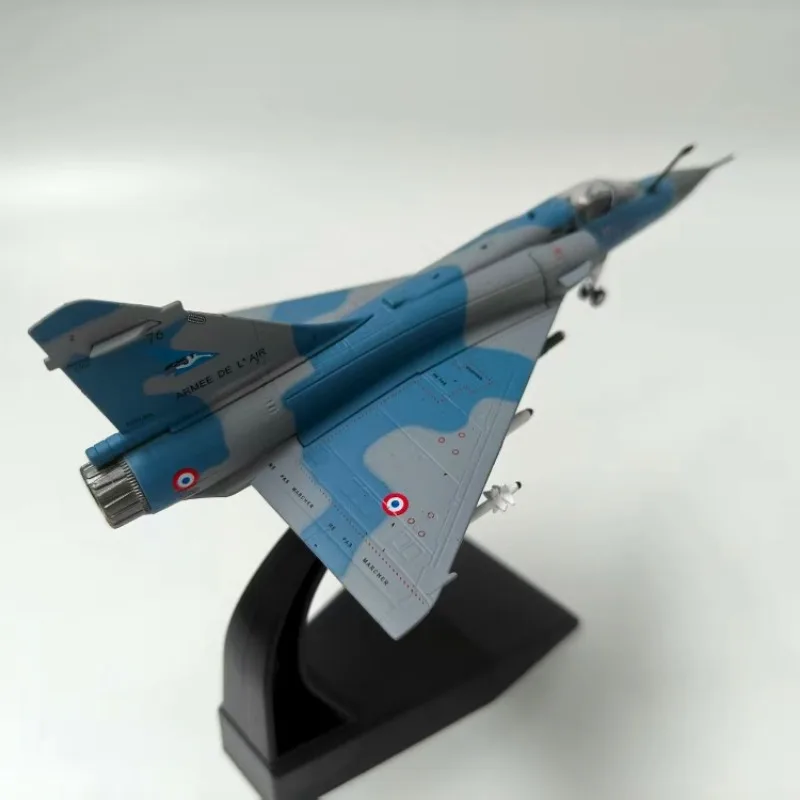 Modello di aereo da caccia militare in lega simulata Aereo simulato Collezione di modelli di fascia alta Ornamenti Nuovo di zecca con confezione