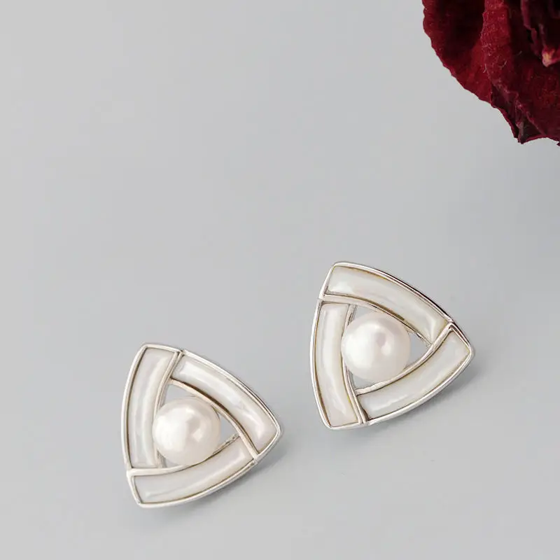 Elegant 925 Sterling Silver Earrings Inlaid Natural Freshwater Pearl Geometric Triangular Shape Earring Lady Trendy Jewelry Gift