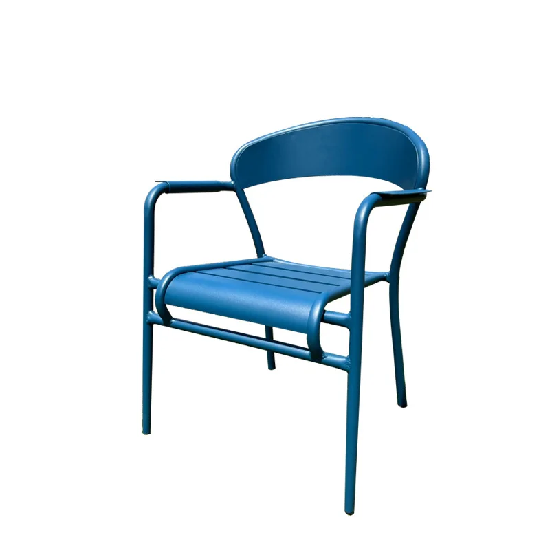 

Leisure and simple outdoor milk tea shop outside the cafe