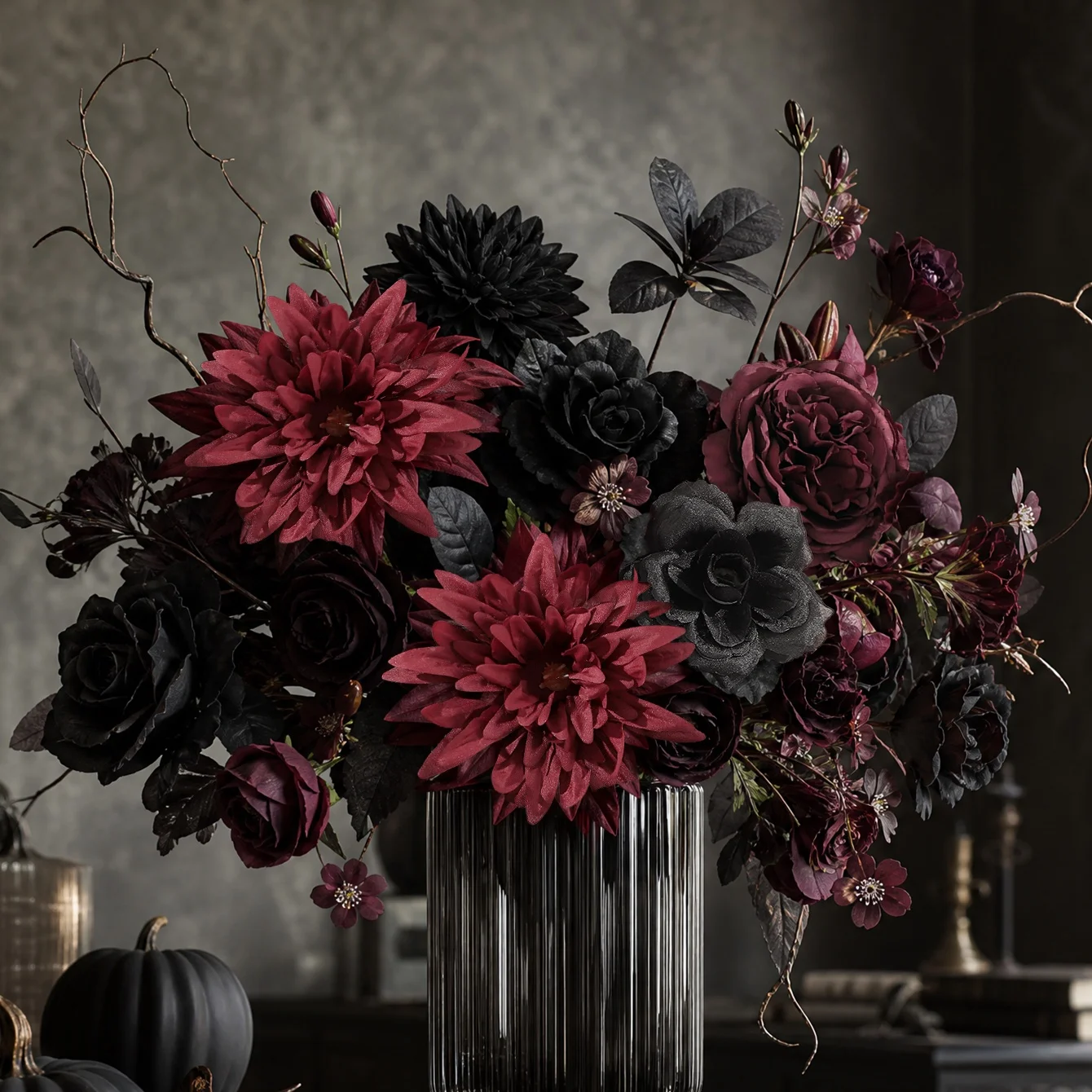 20/25/50 Stück Burgunderrote und Schwarze Künstliche Blumenköpfe aus Seide für Halloween-Dekoration, Dunkle DIY-Kränze, Girlanden und Bastelzubehör – Detail 5