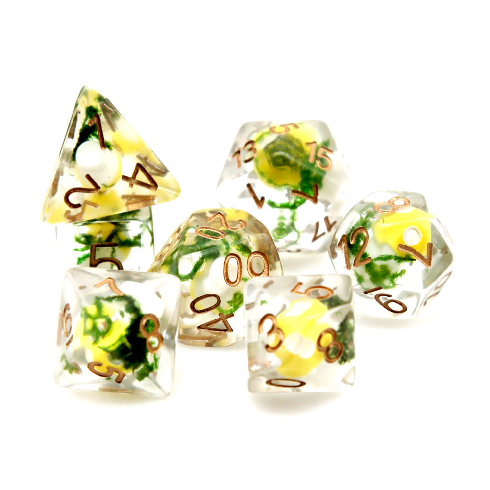 7 قطعة/المجموعة DND النرد الراتنج الشفاف لطيف الفطر نرد متعدد السطوح للعب الأدوار الجدول بطاقة RPG مجلس اللعبة