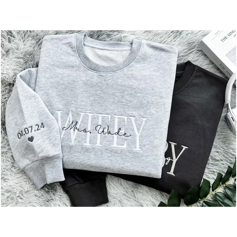 Unisex Custom Last Name Embroidered Sweatshirts Personalized Wifey Hubby Cotton Sweatshirt Engagement Bridal Crewneck Shirts New