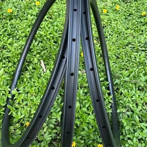 700C Carbon Rims 28/30/36mm Wide 30/35/40/45/50/55/60mm Depth Tubeless Disc Brake Super Light Road Bike Carbon Rims