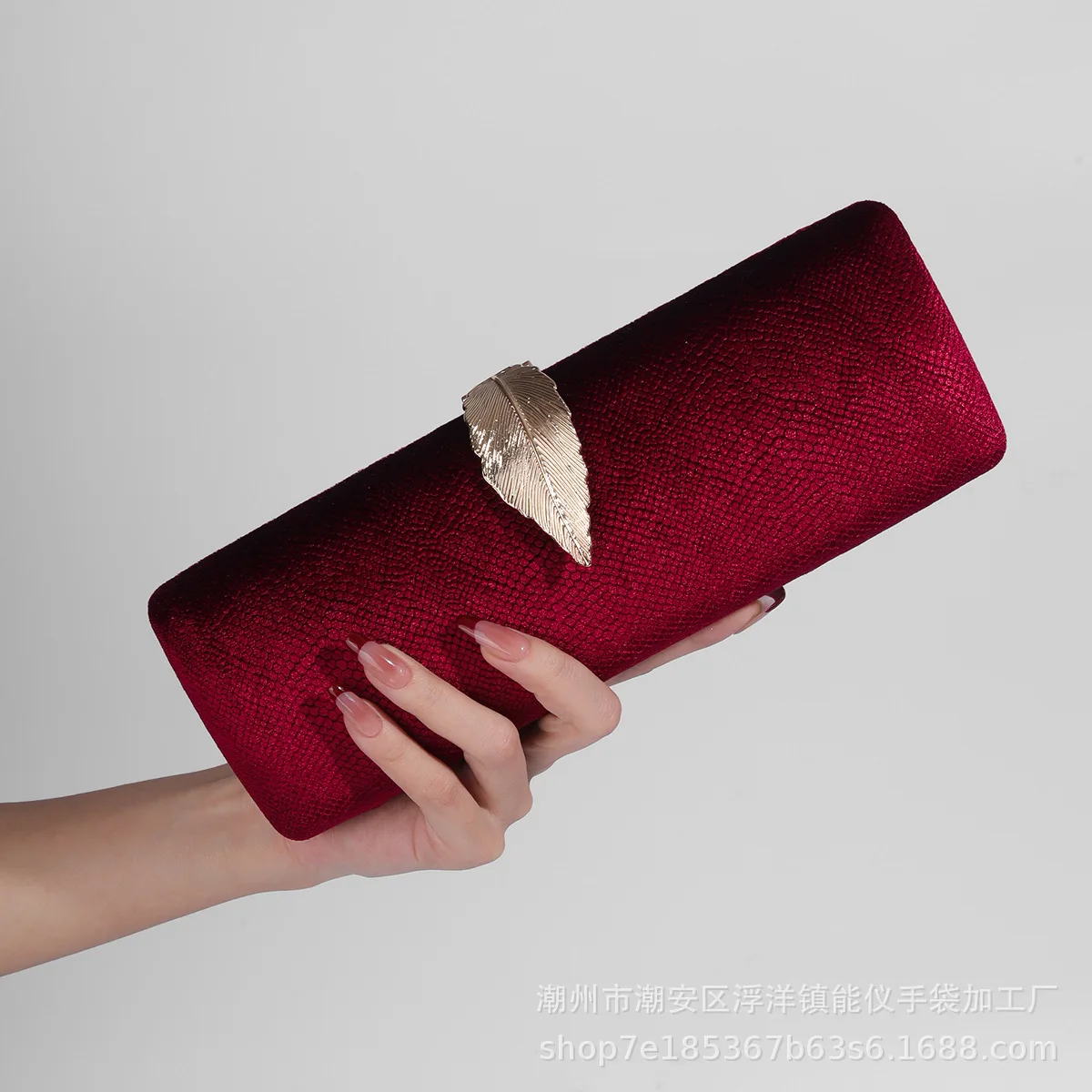 

Новинка 2023, бархатные женские клатчи для свадебного ужина, клатч Laves, длинный кошелек, кошельки для ужина с цепочкой, Прямая доставка