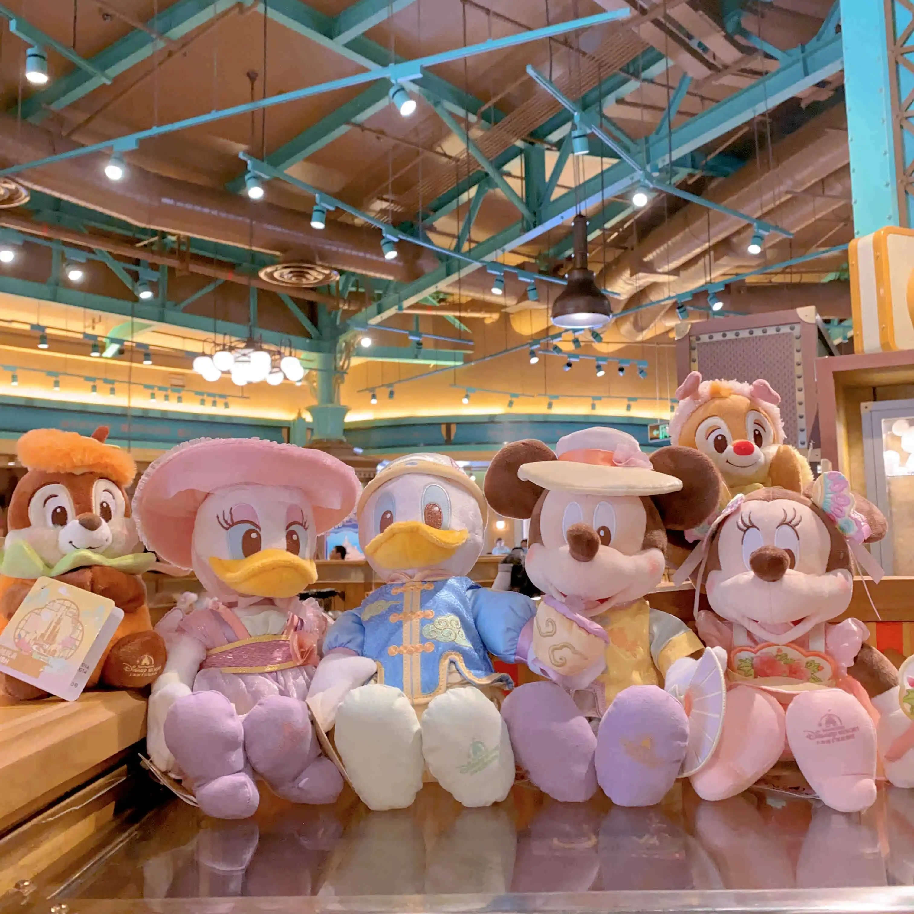 

Шанхай Диснейленд, парк Микки и друзей, приключения, Микки и Минни, плюшевая игрушка, брелок, подарок, сувенир