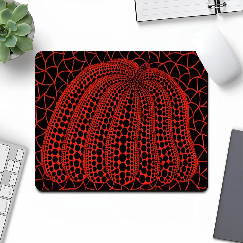 Japanese Yayoi Kusama Mouse Pad Art Gaming Gaming Gamer Small Rubber Locking Edge Large Computer MousePad Laptop Desk Pad