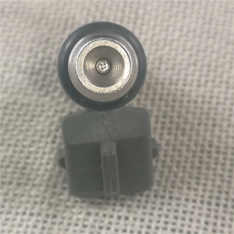 

4PC/Lot Fuel Injector For Ducati Monster 696 SS 800 M620 IWP-162 IWP162-L94A