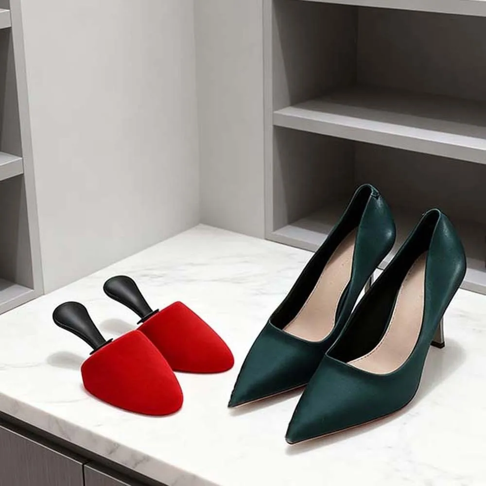 1 Pair Flocking Surface Shoe Trees Anti Wrinkle Prevent Deformation Shoe Shapers Universal Size PU Foam Crease Protectors