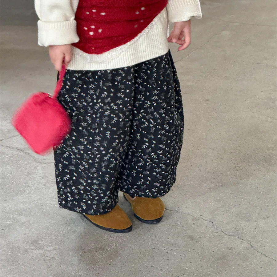 

Широкие брюки для девочек, новый зимний продукт, корейская версия, серия Sen, свободные и универсальные, маленькие, со свежим цветочным принтом