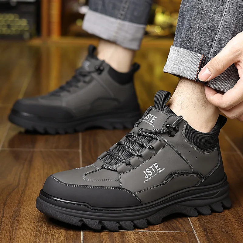 

Winter Men Genuine Leather Wool Snow Boots Fleece Lined Thickened Warm Casual High Top Non Slip Dad Shoes Outdoor Cotton Shoes