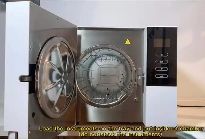 Armadietto per strumenti chirurgici Sterilizzatore autoclave dentale a energia elettrica 18L/23L Disinfezione a pressione ad alta temperatura