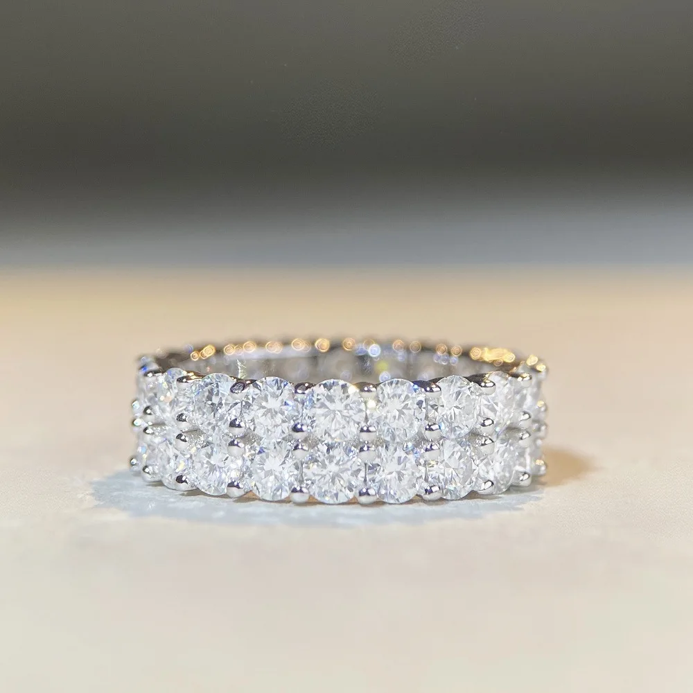 

18K white gold and platinum PT950 moissanite ring for men and women, full set D color moissanite ring 10 points full circle ring