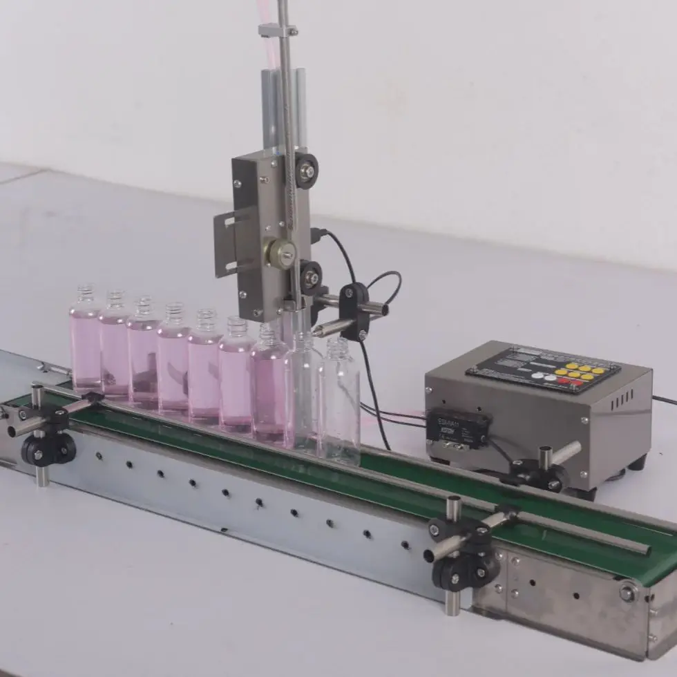 آلة تعبئة أوتوماتيكية مضادة للتنقيط وحشو رغوة مضاد مع فوهة تعبئة لأعلى ولأسفل مع حزام ناقل #3