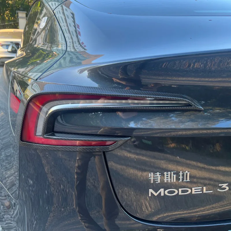 For Tesla New Model 3 Highland Car Rear Tail Light Sticker 100% True Carbon Fiber Rear Tail Light Decorative Frame Auto Accessor