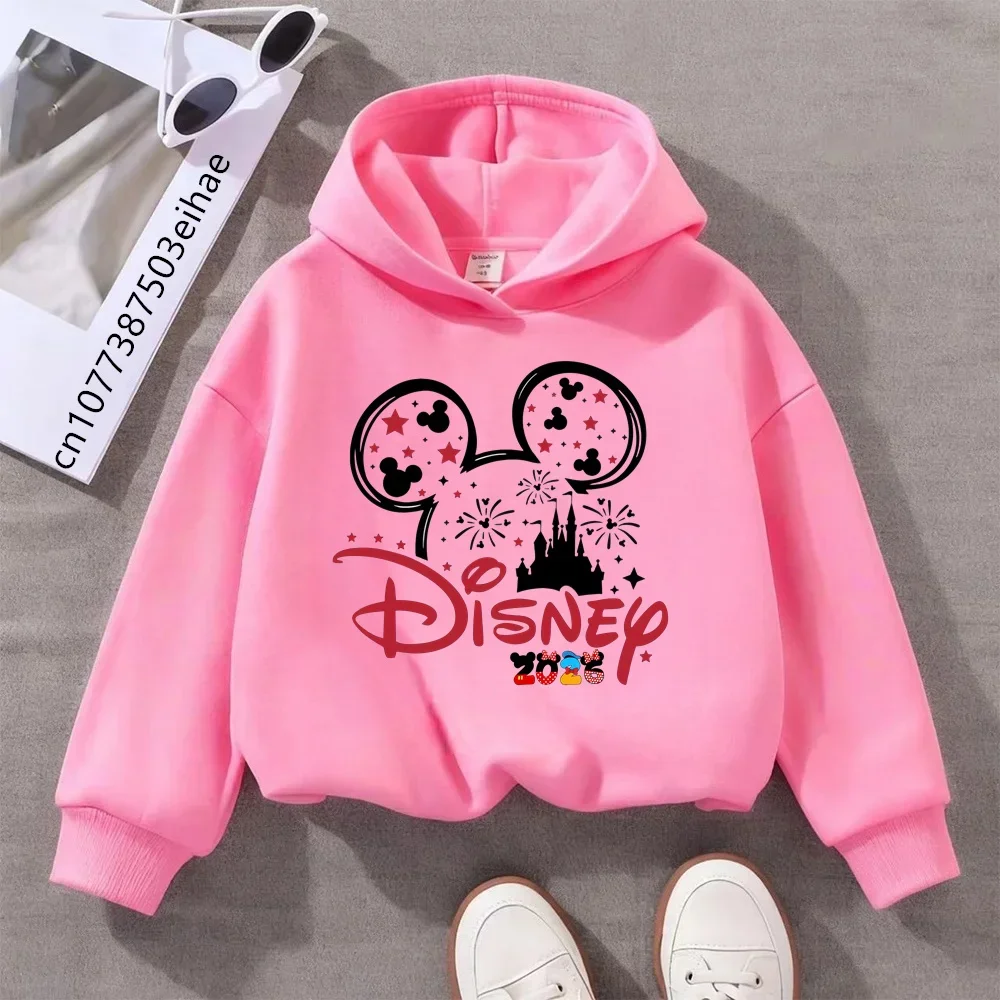 

Модная одежда Disneyland для путешествий и отпуска, толстовка с капюшоном с карикатурой, детский топ с героями мультфильмов, Disney Kawaii, 2026, одежда для девочек, детская одежда Disney для мальчиков