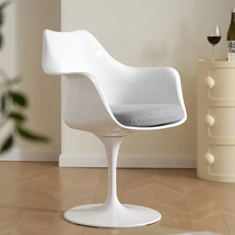 Tulip Leisure Dining Chair Eames Swivel Coffee Beauty Salon Reception Negotiation Chair Creative Armrest