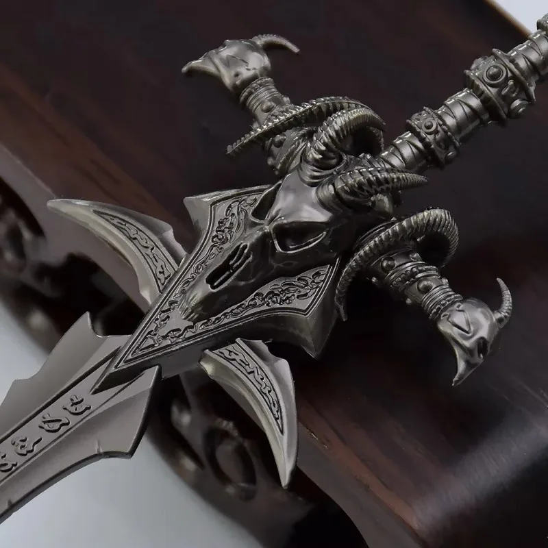 سلاح عالم الحرب ، سيف الصقيع ، سبيكة ألوان البندقية ، سلسلة مفاتيح للألعاب ، نسخة طبق الأصل ، هدية كاتانا ، ألعاب الحرف اليدوية ، 14