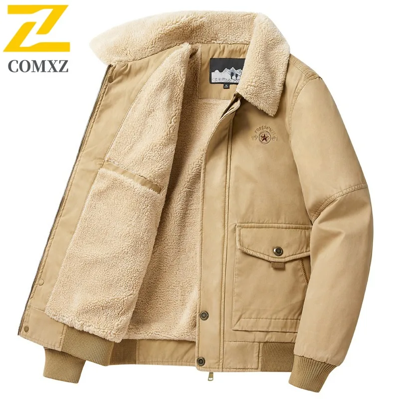 سترة مبطنة للرجال من COMXZ بنمط سترة مقاومة للبرد وياقة واقفة عالية الجودة على طراز الشارع الحضري سترة واقية جديدة للشتاء الخفيف
