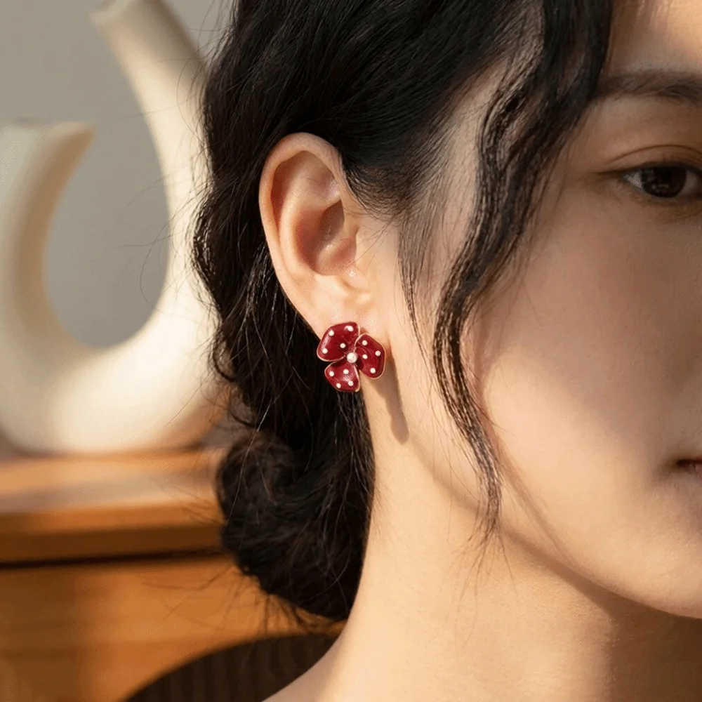 Elegant Alloy Polka Dot Earrings Temperament Flower Round Stud Earrings Minimalist Solid Color Jewelry Gift Banquet