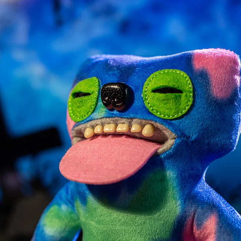 Halloween bonito dente monstro pelúcia fang ke yao bao boneca feio adorável brinquedo olá kitty presente macio para crianças