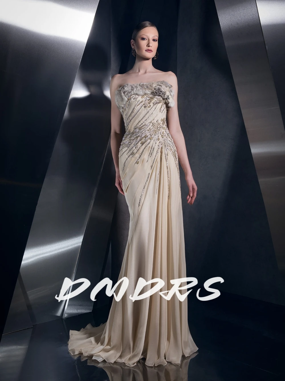 

Intricate Strapless Beaded Evening Dress With Fur Flowy 2026 New Arrival Party Sequined Customized Cocktail Gown For Women