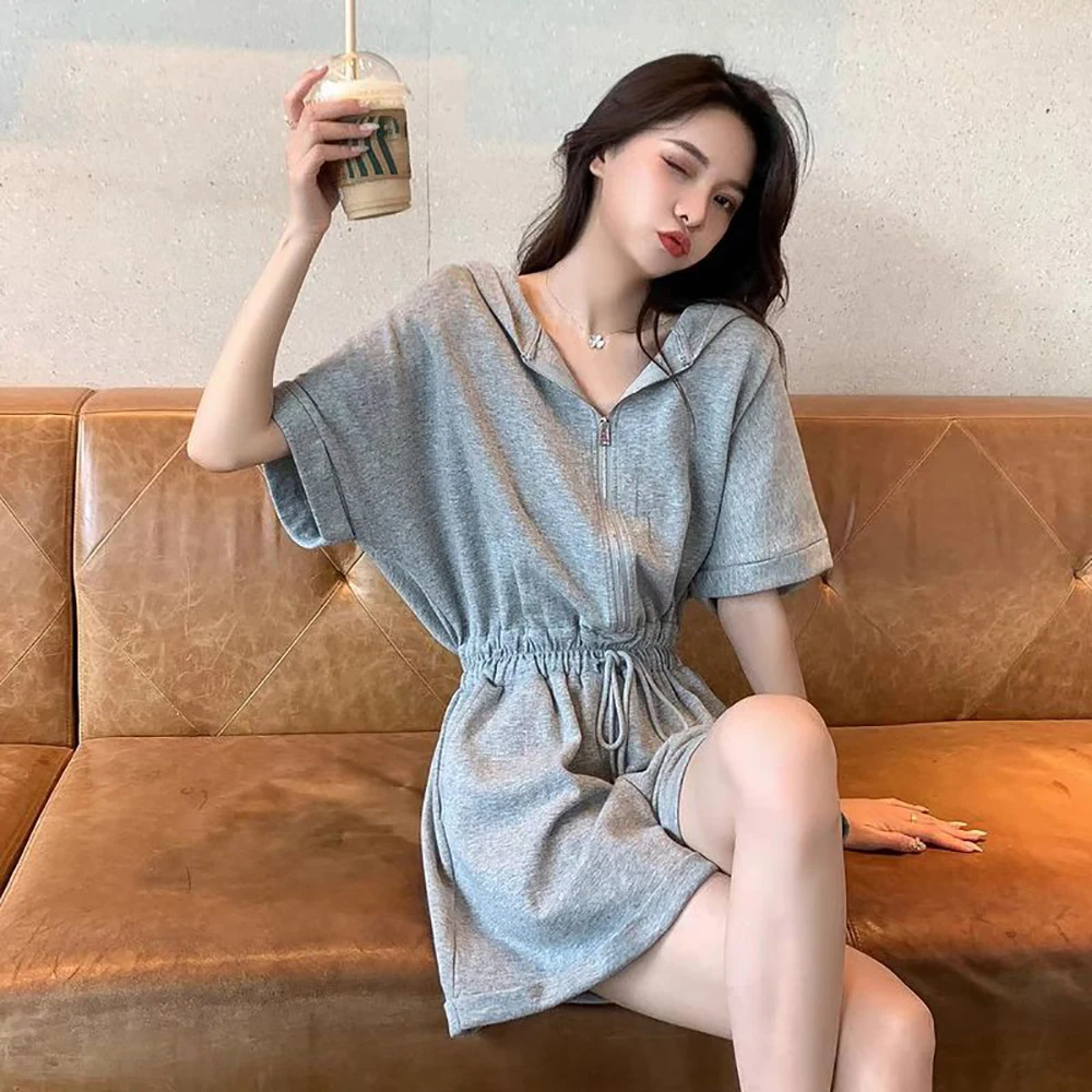 

2024 Summer New Jumpsuit Shorts for Women's Casual Loose Zippered Playsuits Temperament High Waist Slim Hooded Romper