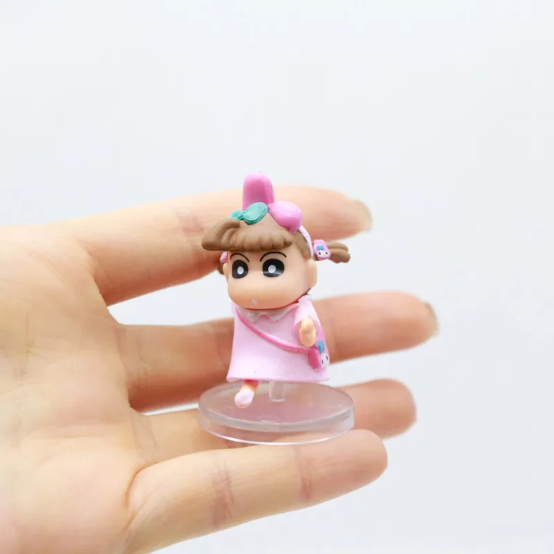 Crayon Shinchan Sanrio personnages Kawaii promenade mignonne avec des grands poignets avant Anime Figure modèle jouets recueillir des ornements
