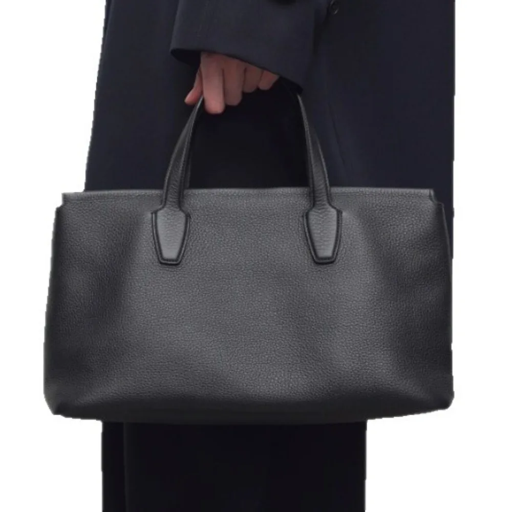 

Niche design old money wind handbag high texture leather women's bag minimalist tote bag large capacity casual versatile