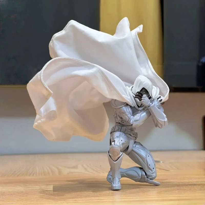 

In Stock 16cm Moon Knight Figure Revoltech Amazing Yamaguchi Avengers Marc Spector Action Figurine Collect Ornament Model Gifts