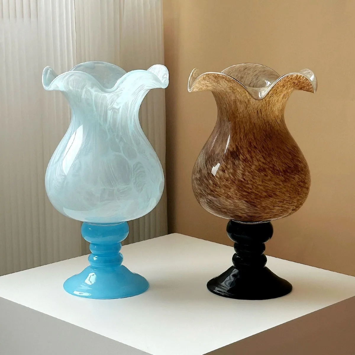Medium-ancient glazed glass vase designer lotus leaf edge shape high-footed flower arrangement decorative ornament