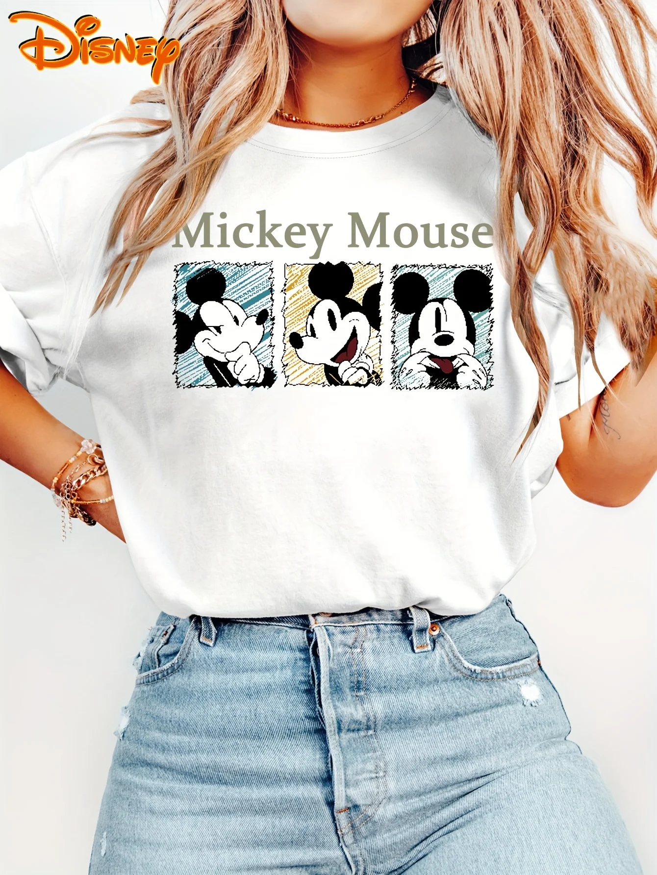 

2025 Disney Pattern Printed Women's Casual Comfortable Unique Smiling Face Black Round Neck Short Sleeve T-shirt