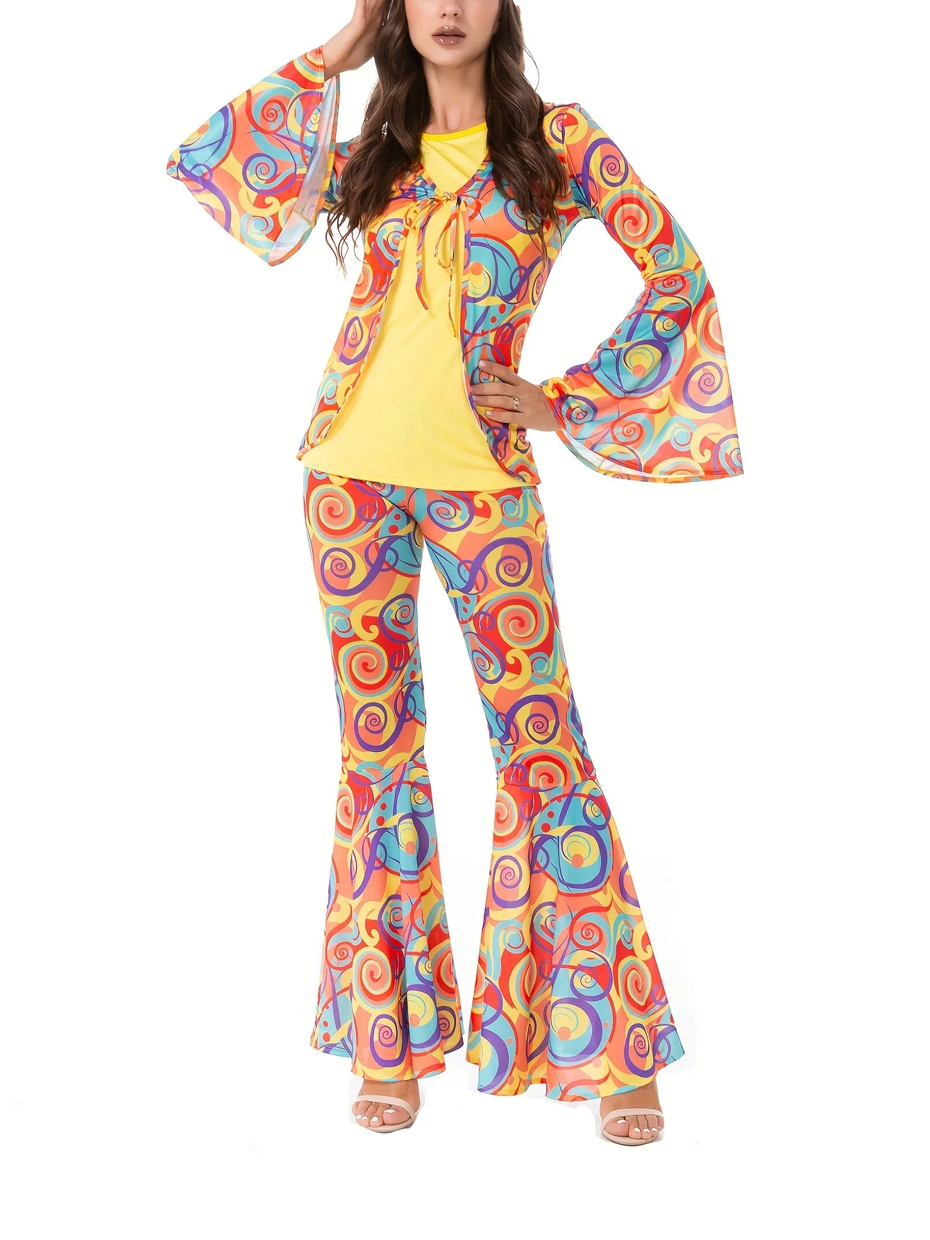 2024 Neuankömmling Sommerferien Hippie-Stil ausgestellte Ärmel taillierte ausgestellte Hosen Hoodie-Set für Frauen drucken heißen Verkauf Anzug Set