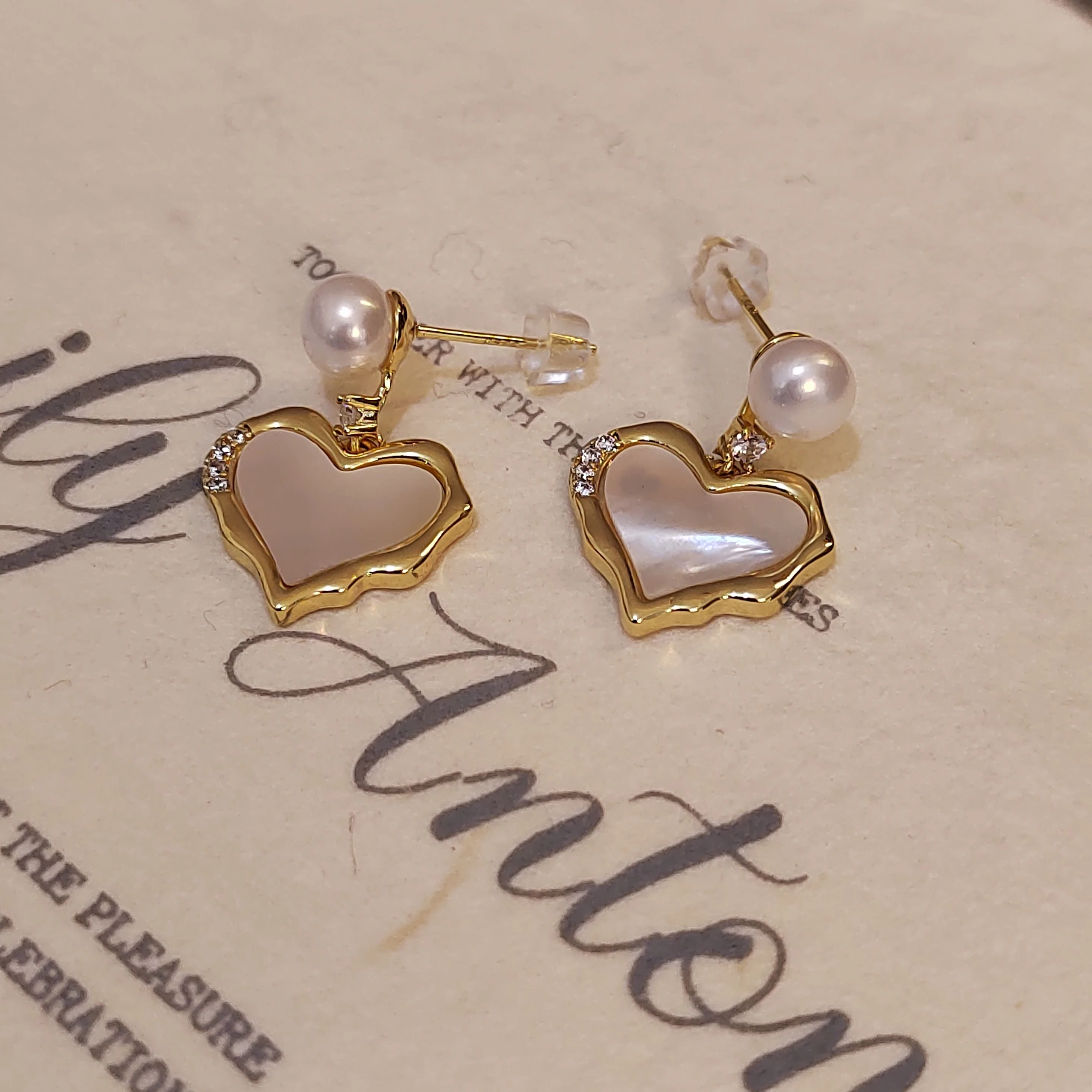 Heart Shaped Shell Stud Earrings 14K Gold Plated Bezel Set Zirconia Elegant Women's Freshwater Pearl Earrings