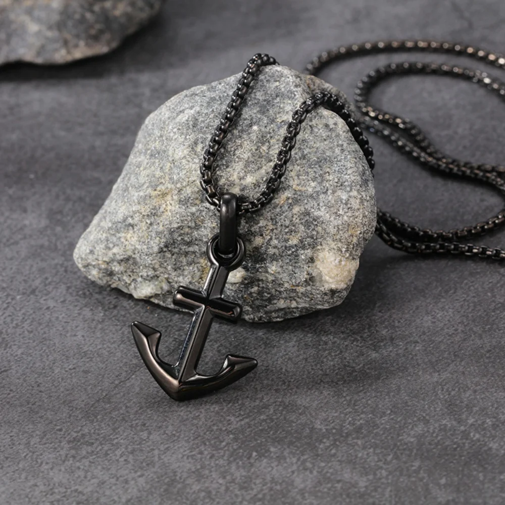 Schlichtes Design, zylindrische Form, Anhänger-Halskette, Retro-Stil für Männer, goldfarbene Edelstahl-Schlangenkette, Schmuck, Hip-Hop-Accessoires – Detail 2