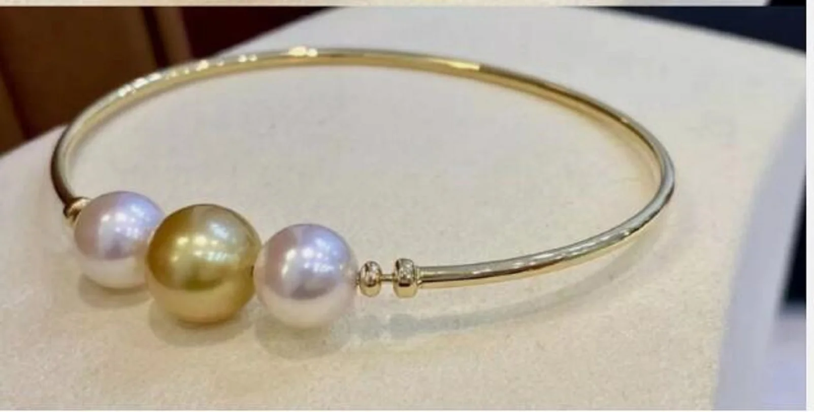 

Fashion JewelryAAAA++8-9mm Natural South China Sea White Gold Pearl Bracelet Silver