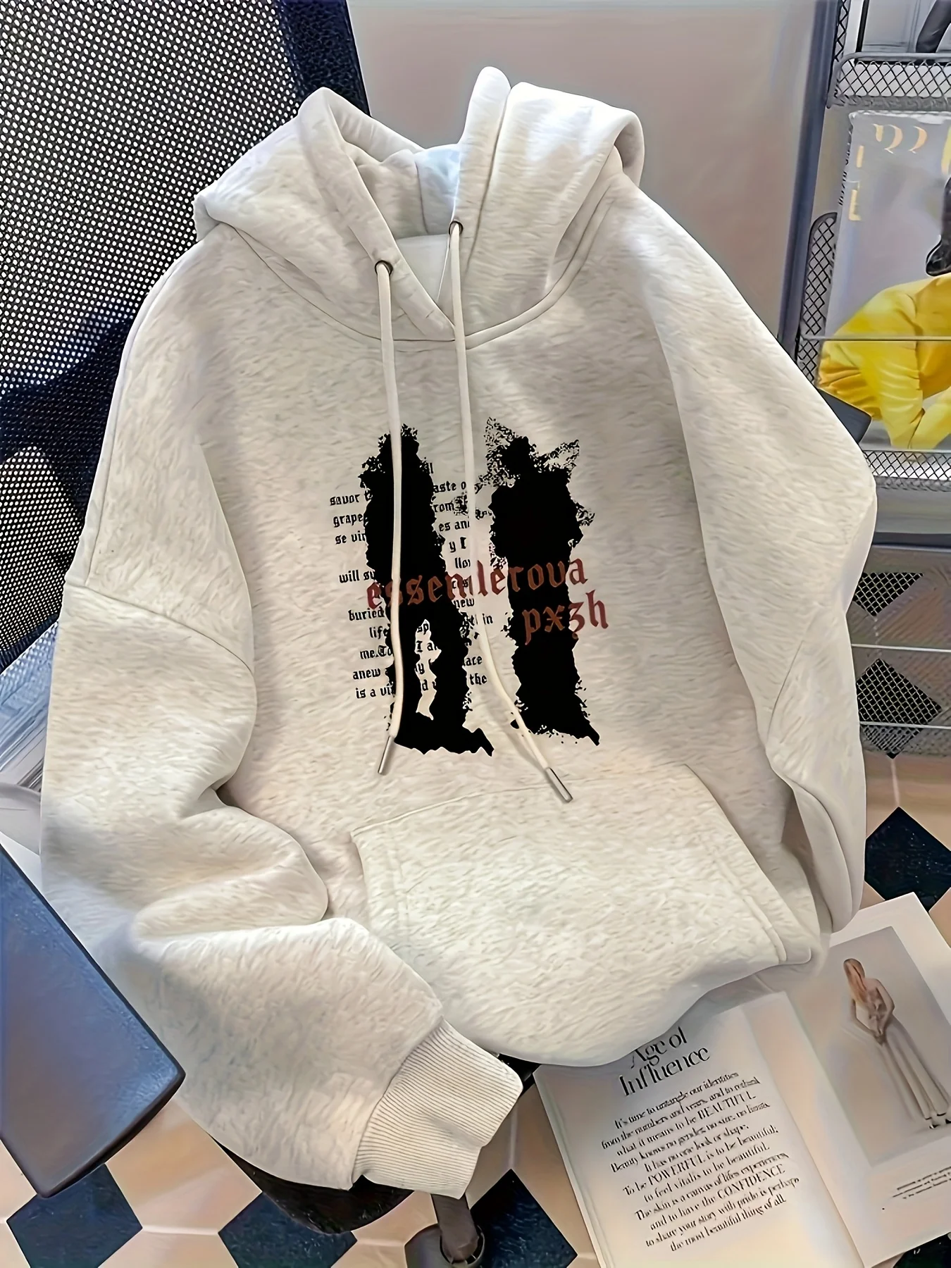 2025 Autumn/Winter Collection Geometric Portrait Printed Casual Loose Fit Men Women Suitable for Casual Cotton Hoodie