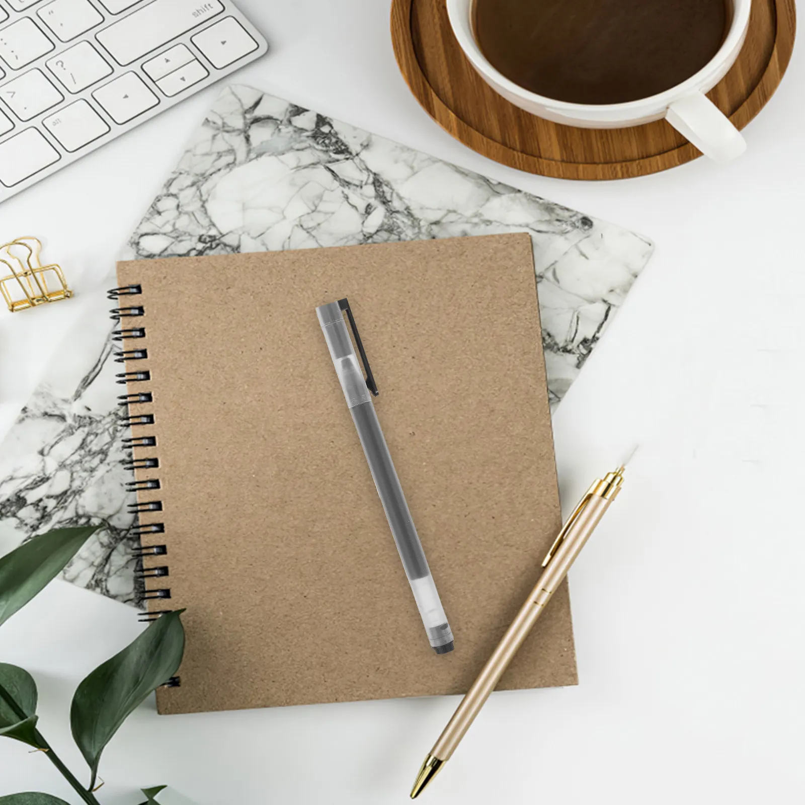 

20Pcs Liquid Ink Pens 0.5mm Black Smooth Writing Pens Large Capacity Comfort Grip Minimalist Design Office School